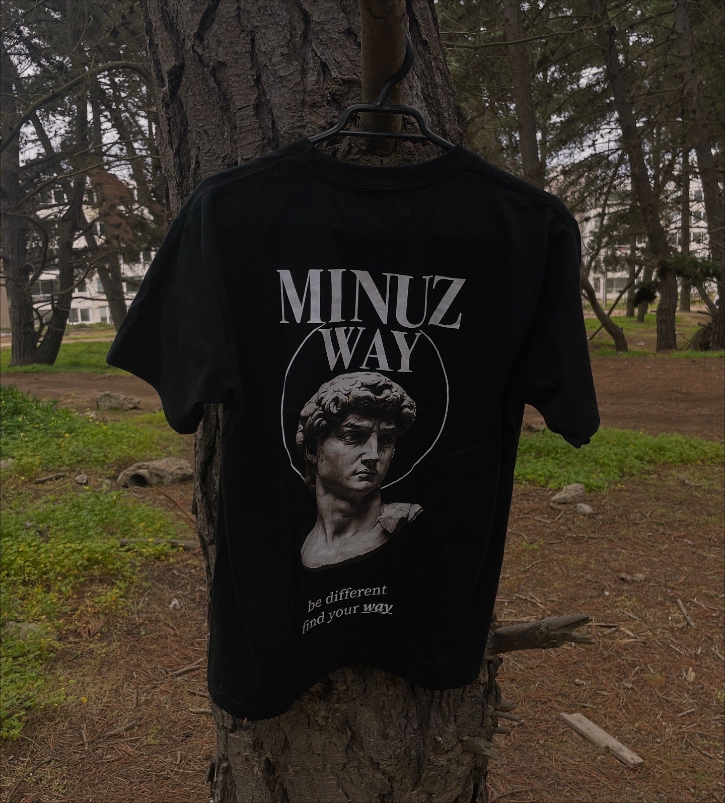 MINUZ WAY - #01